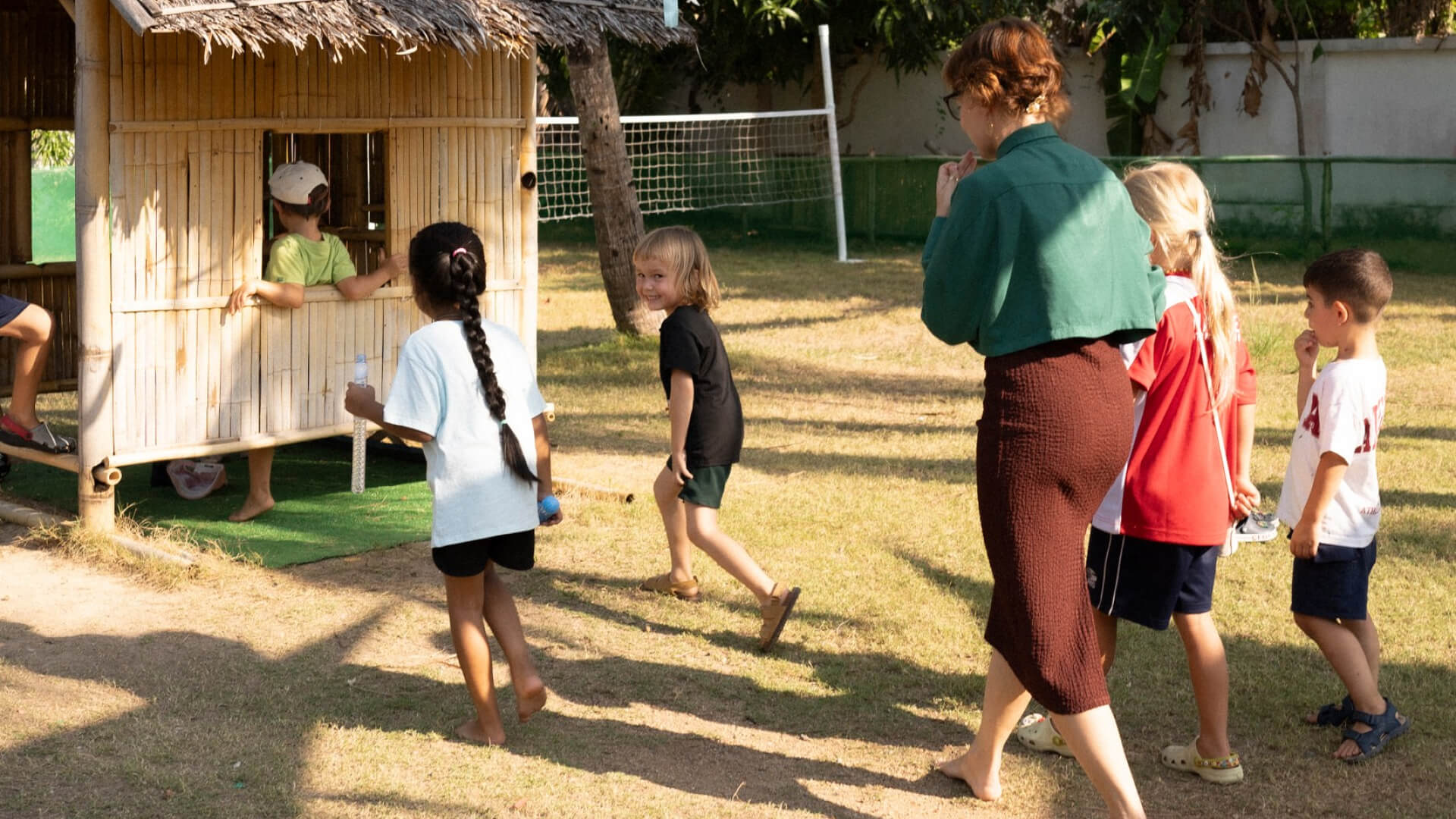 Большая зелёная территория Tree Montessori на Пхукете